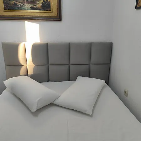 Aparthotel La Strada 3*